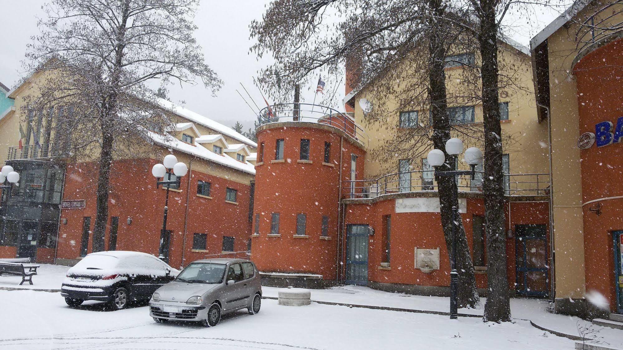 Hotel Cristallo Assergi Zewnętrze zdjęcie